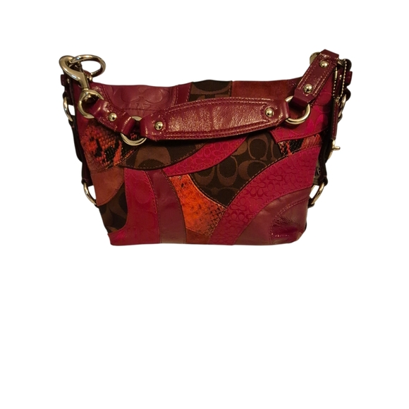 Coach Carly Patchwork Hobo shoulder bag. - Picture 3 of 13